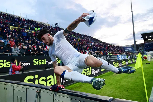 City is landing in England, Atalanta is soaring in Italy