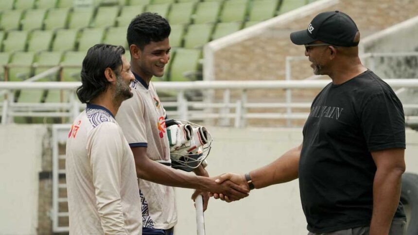 Coach Simmons wants to test Nahid Rana in T20s as well