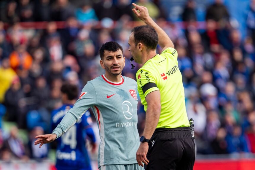 Ángel Correa gets 5 match ban for referee insult