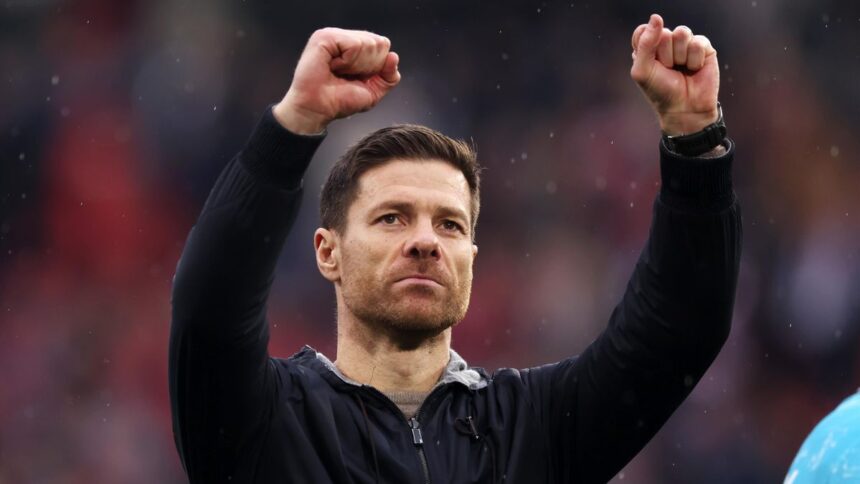 Leverkusen looks to pressure Bayern Munich
