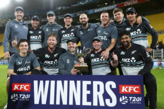 New Zealand won by 8 wickets against Pakistan