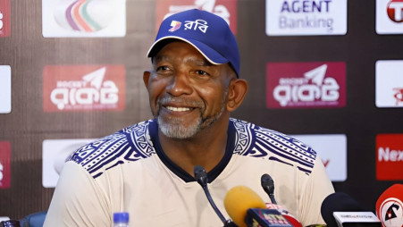 Simmons stays as Bangladesh coach until 2027 World Cup
