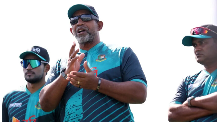 Coach tells Bangladesh supporters to stay patient