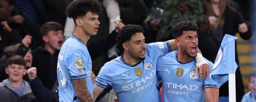 Man City beat Aston Villa with late goal