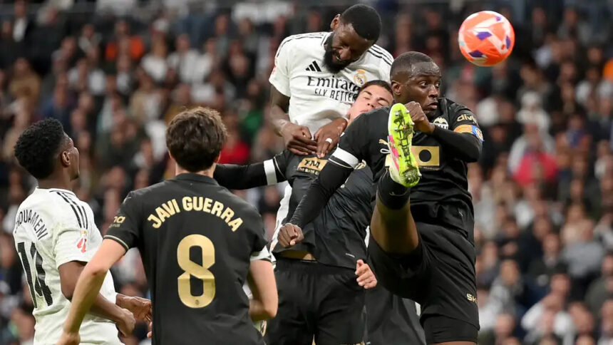 Real Madrid defeated by Valencia