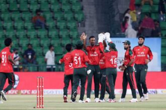 Bangladesh battle to stay alive in the series