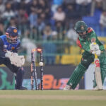 Bangladesh collapse after losing 7 for just 5 runs