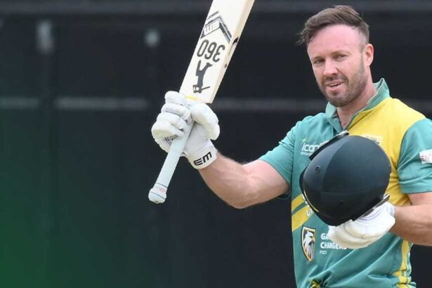 De Villiers smashes a century off just 39 balls