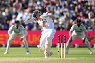 England under pressure after Gill’s record