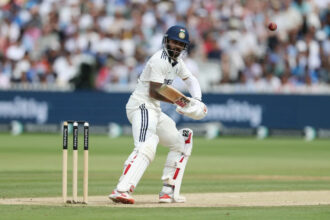 India hit by double blow before Old Trafford test