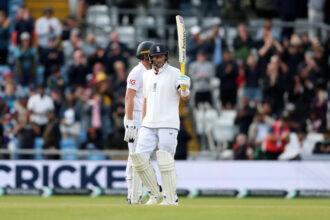 Joe Root reclaims his top spot