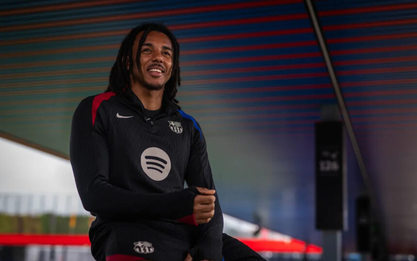 Koundé signs new deal says he won’t leave Barça