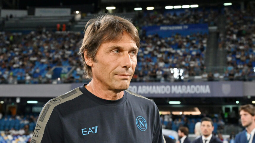 Napoli coach wants team to learn from the past