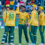 South Africa start tri-series with easy win over Zimbabwe