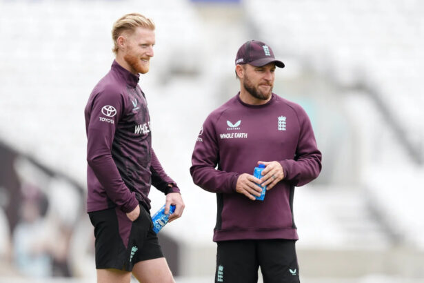 Stokes out of Oval test, England make 4 changes