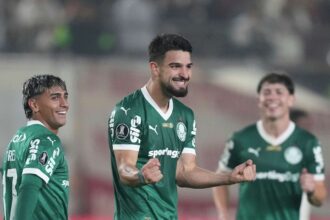 Argentina select José Manuel López for first time
