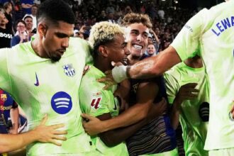 Barcelona fight back to seal epic comeback win