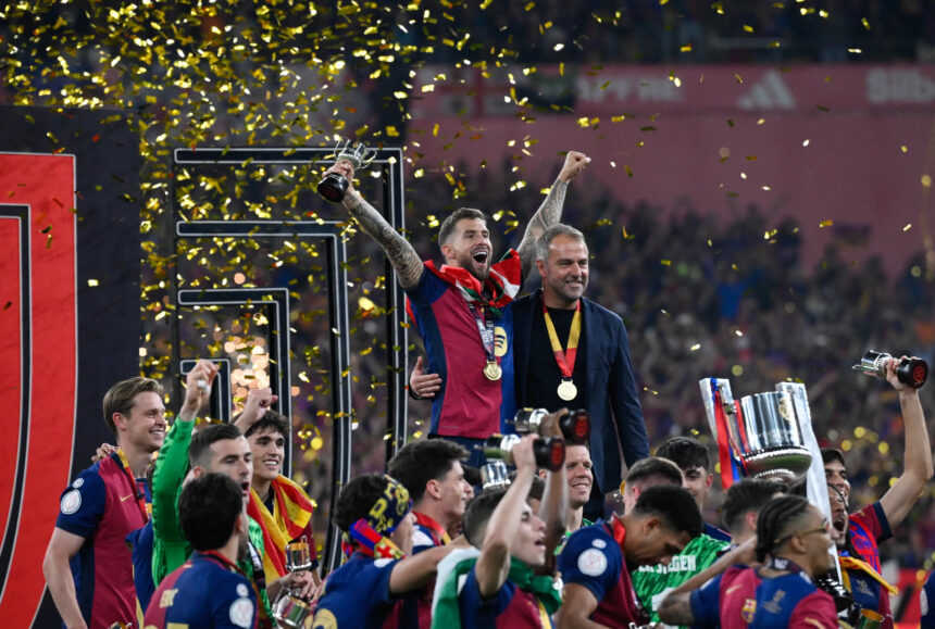 Flick surprised by Martínez leaving Barcelona