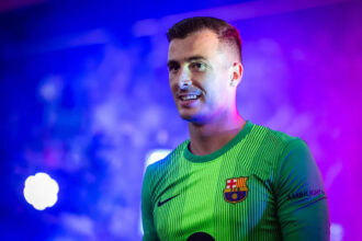 Iñaki Peña joins new club after Barcelona deal