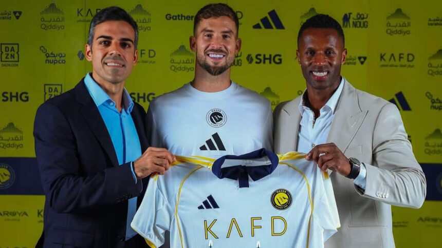 Inigo Martinez leaves Barcelona to join Al Nassr