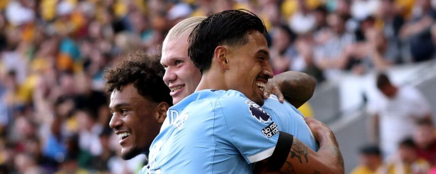 Manchester City kick off the league with a big win