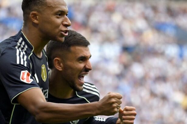 10 Man Real Madrid beat Real Sociedad