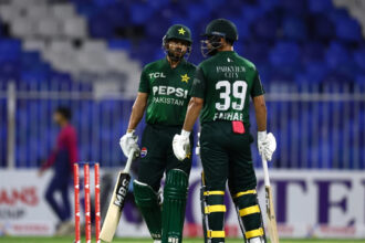 Fakhar and Nawaz shine as Pakistan reach final