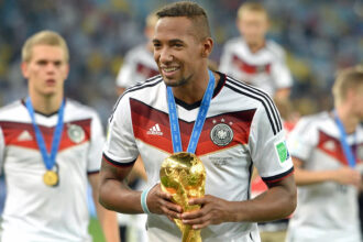 Jérôme Boateng announces retirement from football