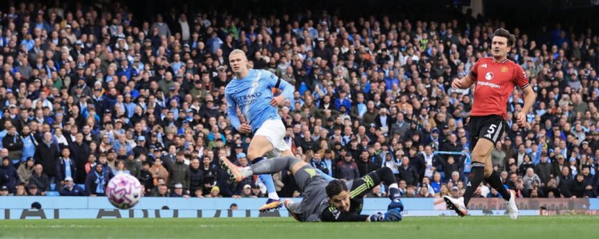 Manchester City dominates Manchester United in derby