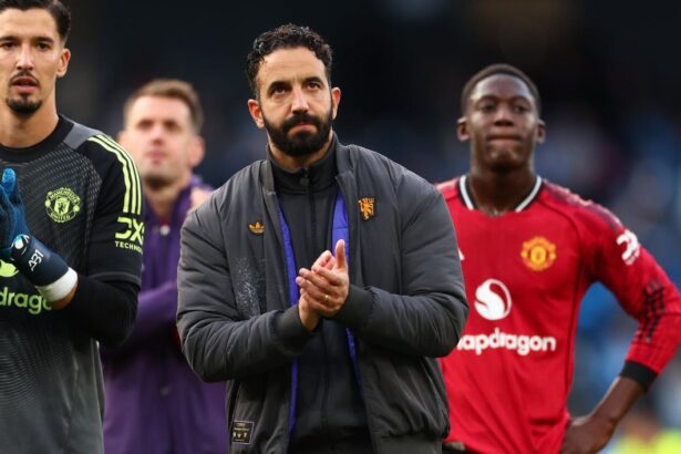 Manchester United Break Income Record Off the Field