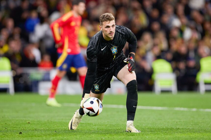 Brazil goalkeeper Bento dreams of world cup glory