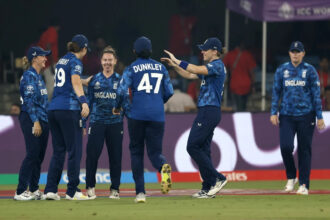 England reach semifinals after dramatic win vs India