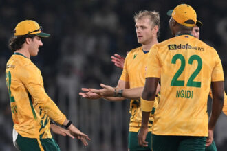South Africa thrash Pakistan in dominant win