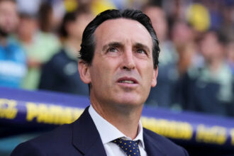 Asking Unai Emery about trophies in December is meaningless