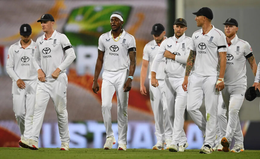 England announce one change for Adelaide test