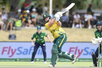 Van Niekerk cameo and Tunnicliffe fifty seal South Africa win