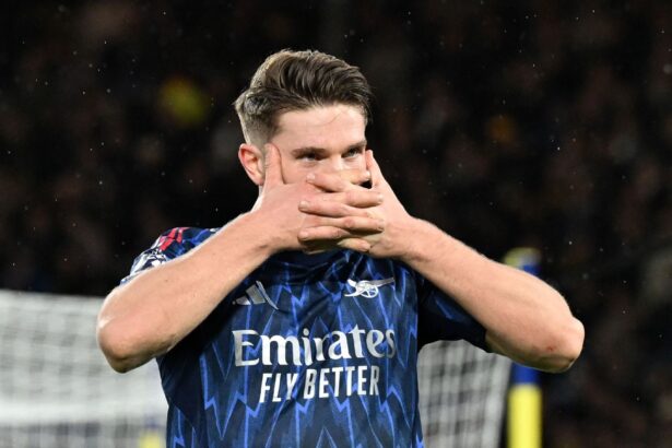 Arsenal claim victory over Leeds United in league clash