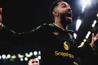 Manchester United defeat Arsenal in thrilling clash