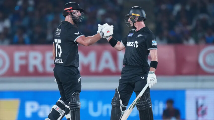 New Zealand beat India by 7 wickets to square series
