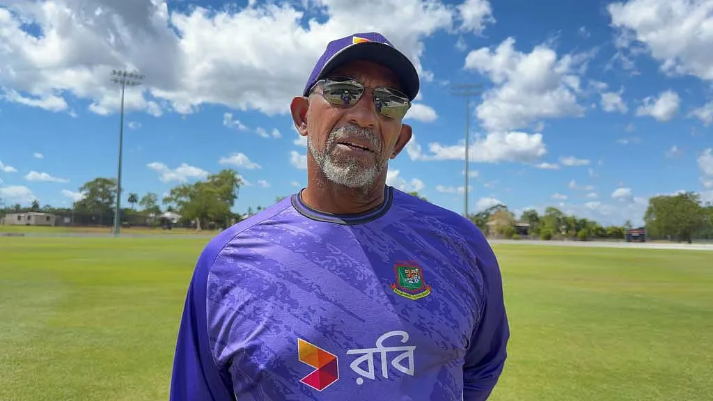 Bangladesh Coach Disappointed with Dismissal Modes in Batting Collapse