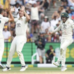 India lose 7 wickets for 34 runs, Australia wins