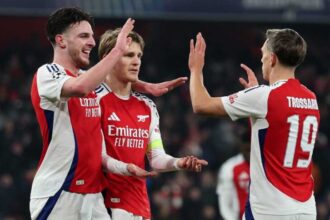 Arsenal defeats Dinamo to reach third position