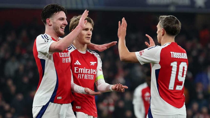 Arsenal defeats Dinamo to reach third position