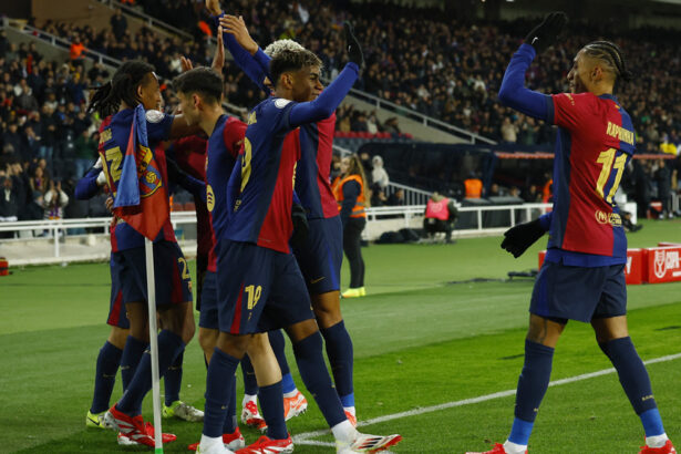 Barcelona reach Copa del Rey quarters with 5-0 victory