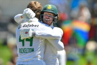 Rickelton and Verreynne lead South Africa to huge score