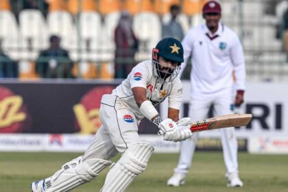 Shakil, Rizwan hit fifties amid fog and low light