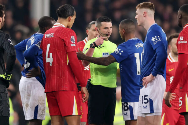 Liverpool frustrated in Everton draw