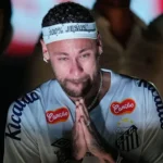 Neymar Jr gets emotional on Santos return