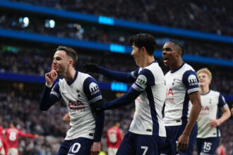 Tottenham beat Man United once again