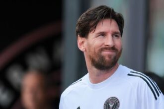 Messi watches 10 man Miami secure win from bench